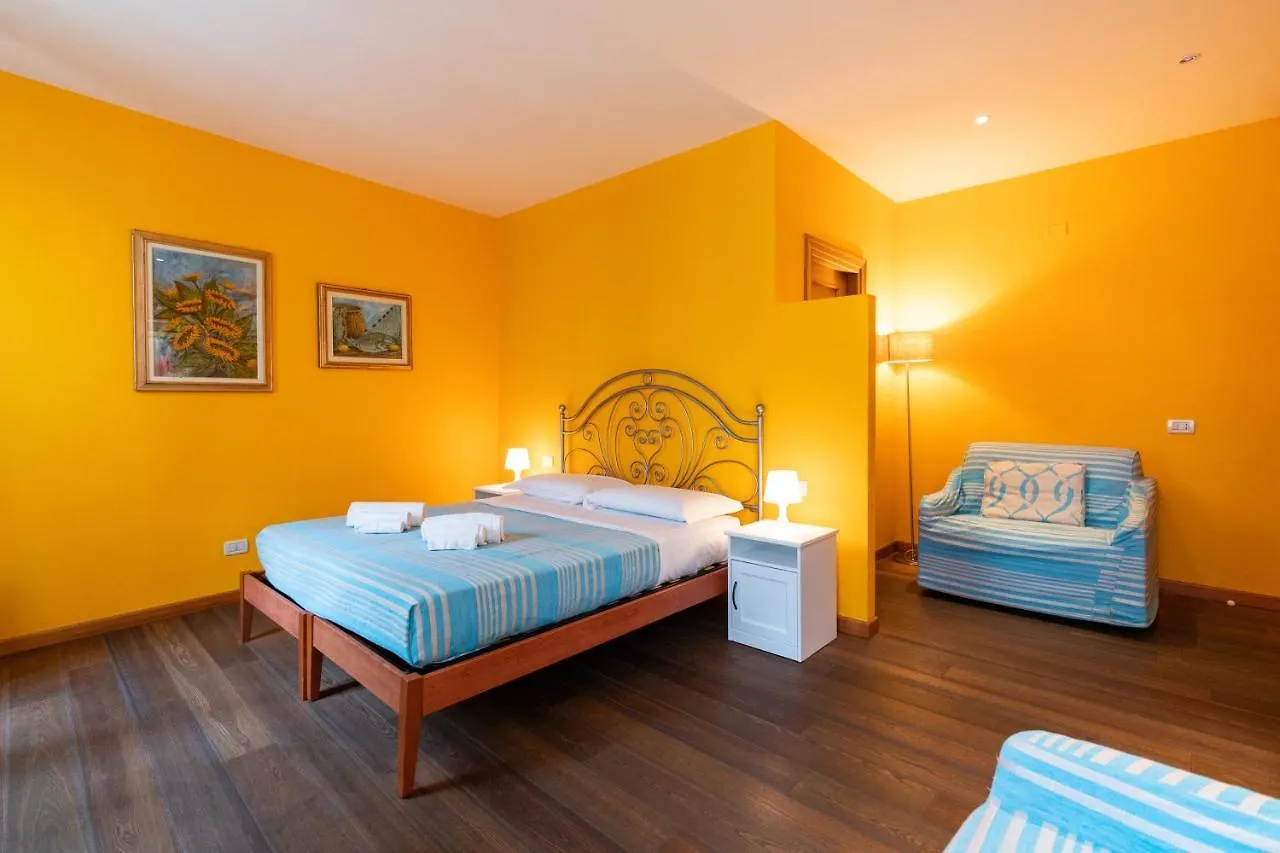 Gemma Rentals Garda  Italy